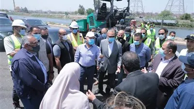 وزير النقل يتابع أعمال تنفيذ المرحلة الأولى لمشروع الطريق الحر بنها-المنصورة
