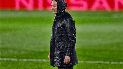 نجم ريال مدريد يربك حسابات زيدان قبل موقعة تشيلسي