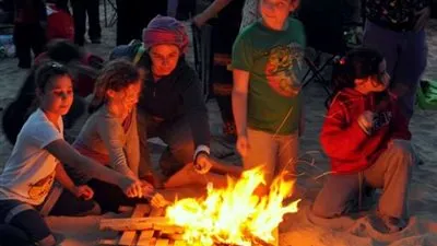 إصابة عشرات الإسرائيليين أثناء الاحتفال بعيد الشعلة