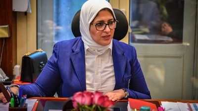 عاجل.. انخفاض طفيف في إصابات كورونا وارتفاع في الوفيات