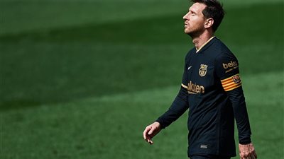 ميسي يحسم مصيره مع برشلونة