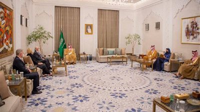 محمد بن سلمان يبحث مع المبعوث الأمريكي إلى اليمن جهود الوصول إلى حل سياسي
