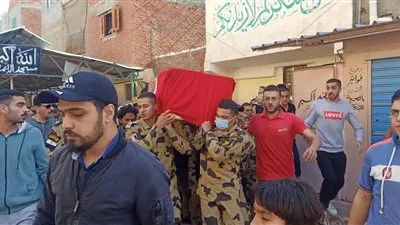 تشييع جثمان شهيد رفح بمسقط رأسه في البحيرة (صور)