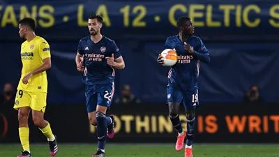 فياريال يتغلب على أرسنال بثنائية في ذهاب نصف نهائي الدوري الأوروبي