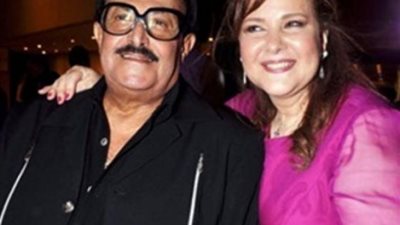 عمرو أديب يكشف تفاصيل جديدة عن حالة دلال عبدالعزيز وسمير غانم 