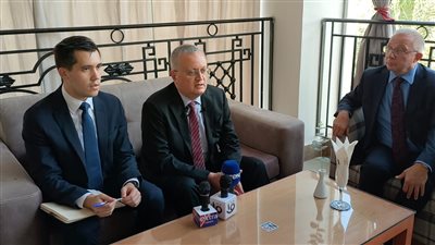 السفير الروسي بالقاهرة: التعاون بين البلدين يسير بخطا ثابتة.. وهناك جهود كبيرة تتخذها مصر لحماية مواطنيها من كورونا