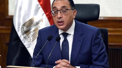 الحكومة: غلق الحدائق والشواطئ والحد من استخدام أتوبيسات الرحلات بالعيد