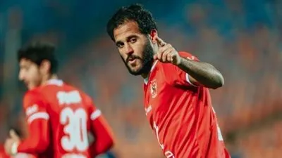 طبيب الأهلي يكشف عن حجم إصابة مروان محسن