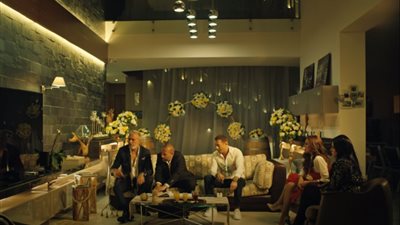 مصطفى شعبان يجبر زوج 