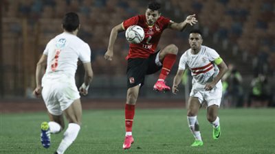 كارتيرون يستقر على الظهير الأيسر للزمالك ضد الأهلي في قمة الدوري