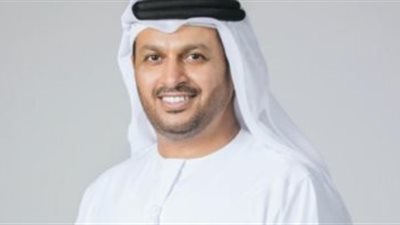 السفير الإماراتي بمصر يهنئ شيخ الأزهر بحلول عيد الفطر المبارك