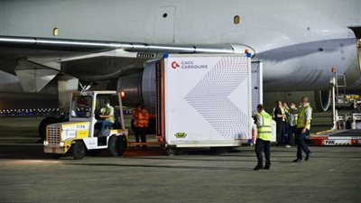 تفاصيل استلام مليون و700 ألف جرعة من 