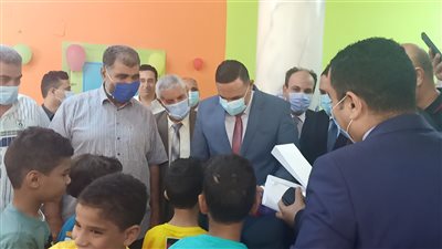 محافظ الدقهلية بحتفل بعيد الفطر مع ابناء دار الصفا للأيتام (صور)