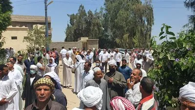 توفي خلال سجوده.. أهالي البحيرة يشيعون جثمان عميد شرطة (صور)