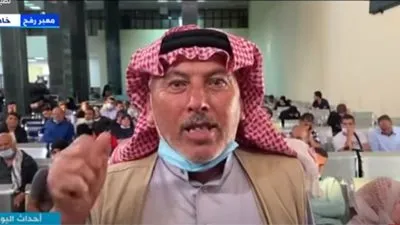 فلسطيني بعد عبوره معبر رفح: السيسي أبو العرب.. لولاه لتفككت دولنا (فيديو)