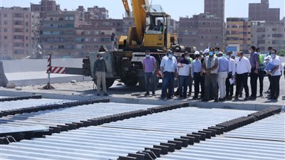 وزير النقل يوجه بسرعة صيانة دورانات نفق سعد الدين الشاذلي