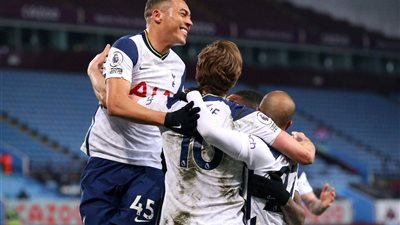 هاري كين يثير الجدل بشأن مستقبله مع توتنهام