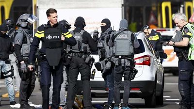 قتلى وجرحى بحادث طعن في أمستردام  