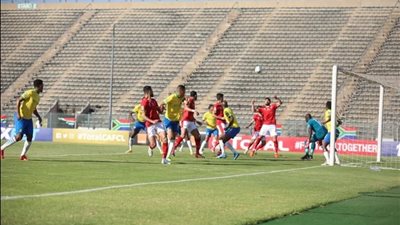 الشوط الأول.. التعادل الإيجابي يسيطر على مباراة الأهلي وصن داونز