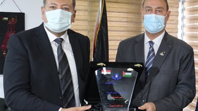 السفير الفلسطيني دياب اللوح يستقبل وكيل لجنة الإسكان في البرلمان المصري