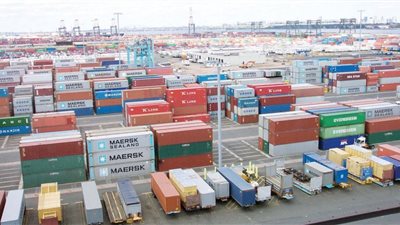 المزايا وموعد التطبيق.. تعرف على منظومة التسجيل المسبق للشحنات 