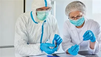 لا يمكنه تقديم 4 خدمات.. معلومات مهمة عن الخط الساخن الخاص بلقاح كورونا