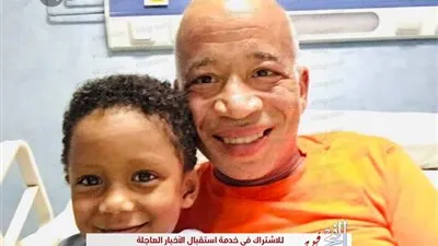 صورة جديدة لـ شريف الدسوقي من داخل المستشفى