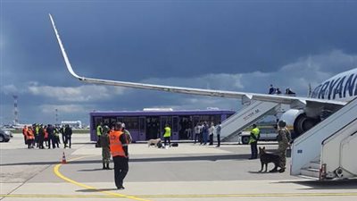 برلين تصف حادثة طائرة 