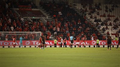 عاجل - التعادل السلبي يحسم الشوط الأول بين الأهلي ونهضة بركان في السوبر الإفريقي