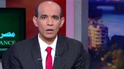 إعلامي يكشف نشاط الشركات المصرية في عملية إعادة إعمار العراق