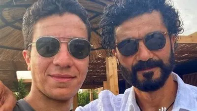 أحدث ظهور لـ نور خالد النبوي مع والده