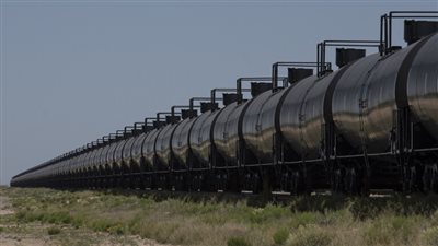 لم يحدث منذ 30 عاما.. الولايات المتحدة تستورد النفط من إيران 