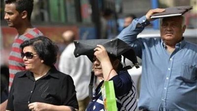 الحرارة تصل إلى 45 درجة.. الأرصاد تُحذر من طقس الغد (فيديو)