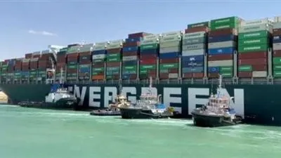 قناة السويس: نعمل بشكل مكثف في التفاوض بشأن السفينة البنمية (فيديو)