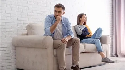 4 أسباب رئيسية تُفقدكِ الشعور بالسعادة مع زوجكِ!