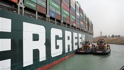 عضو فريق التفاوض مع شركة سفينة إيفرجيفن يكشف آخر تطورات التفاوض