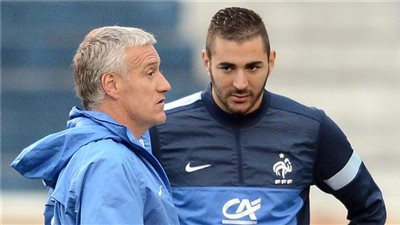 ديشامب يتحدث عن قرار عودة بنزيما إلى منتخب فرنسا