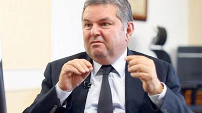 وزير قطاع الأعمال: تعويض 6 آلاف موظف في مصنع الحديد والصلب