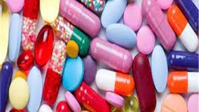هيئة الدواء تحذر: كثرة استخدام المضادات الحيوية والكورتيزون تصيب بأمراض خطيرة