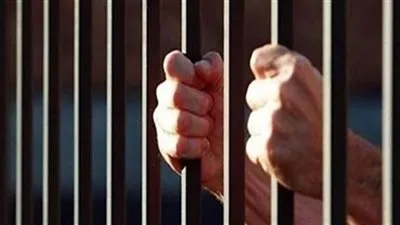  أول تعليق لنقابة الأطباء على حبس 16 عضوًا بتهمة الإهمال (فيديو)