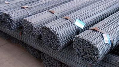 أسعار الحديد  تسجل مستويات قياسية.. سعر الطن يقفز 900 جنيه خلال مايو