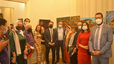 افتتاح المعرض الفني 