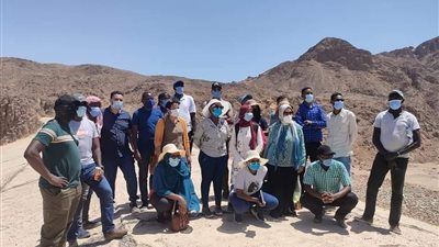 زيارة عدد المتدربين من دول حوض النيل لسدود وادي البارود الأبيض بمدينة سفاجا