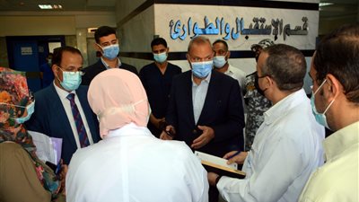 محافظ القليوبية يتابع سير العمل بمستشفى طوخ المركزي (صور)