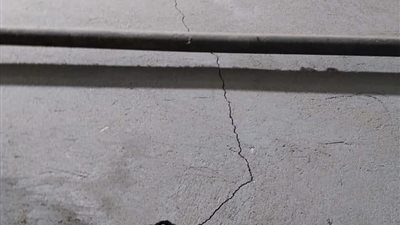 تصدع 10 منازل بسبب التنقيب عن الآثار ببنها (صور)