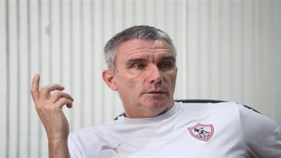 عاجل - كارتيرون يطلق تصريحًا ناريًا بشأن رحيله عن الزمالك