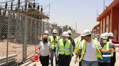  مسئولو جهاز 