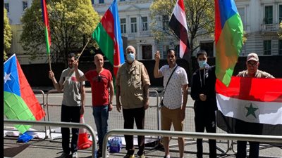 تظاهرة الشعوب أمام سفارة إيران في لندن: لا للإرهاب الايراني !