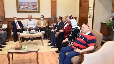 محافظ بورسعيد يستقبل لجنة الإدارة المحلية بمجلس النواب (صور)