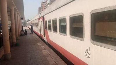 القومي للأمومة والطفولة يكشف تفاصيل واقعة التحرش داخل قطار الصعيد (فيديو)